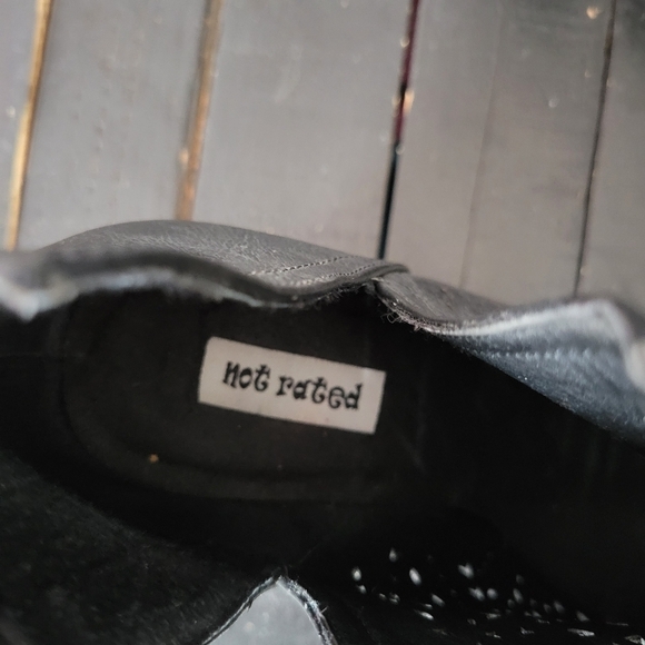 Not Rated Women's 7.5 For My Gals Black Perforated Booties Pointed Toe Notch - Picture 7 of 12